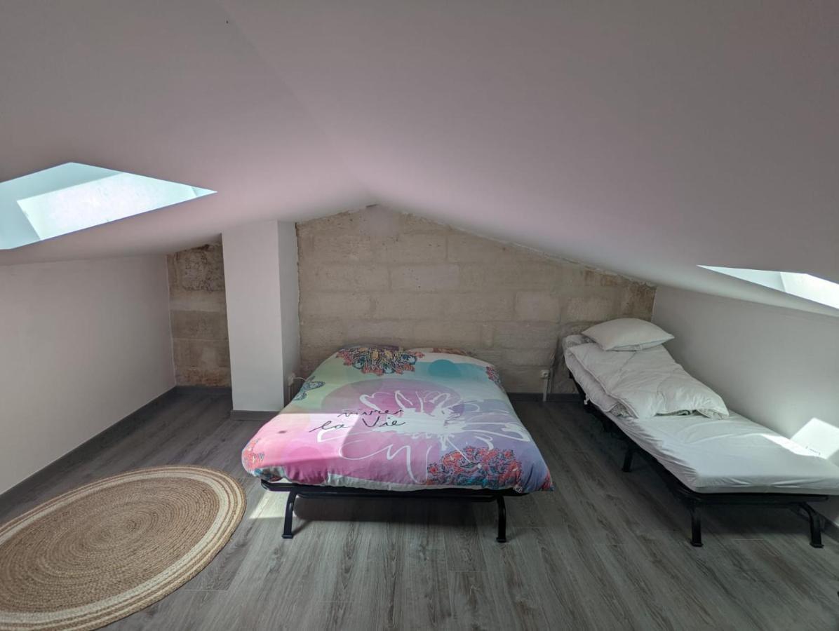 Apartment Loft Spacieux Au Coeur Des Remparts D'aigues-mortes *